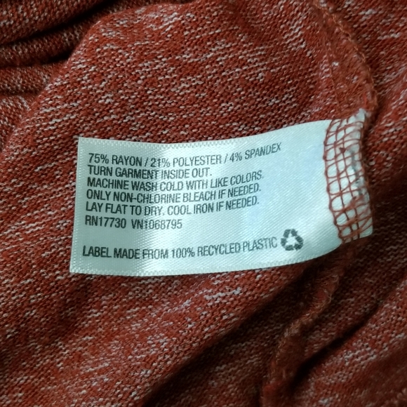 A New Approach Top - Picture 6 of 9